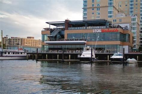 Food With a View — the Most Amazing Waterfront Dining | Waterfront dining, Waterfront restaurant ...