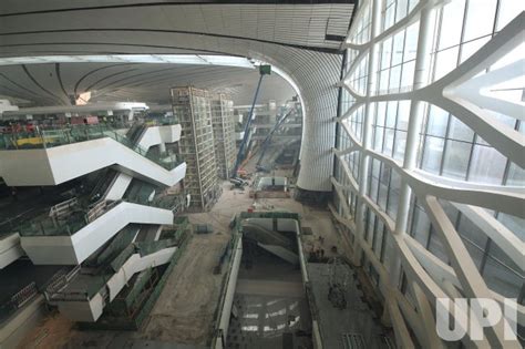 Photo: Construction continues at the capital's new airport in Beijing ...