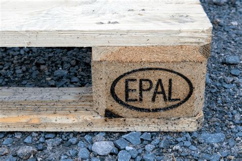 Qual è la differenza tra pallet EUR e pallet EPAL? - Ribo Pallets s.r.l.