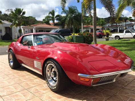 1972 C3 Chrome Bumper Corvette in Candy Apple Red | Corvette stingray, Little red corvette, Corvette