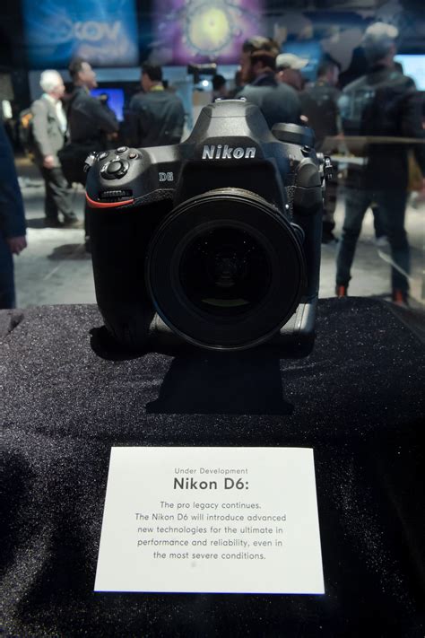 A closer look at the new Nikon D6 camera (first picture of the D6 back) - Nikon Rumors