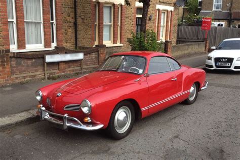 The Volkswagen Karmann Ghia Is a Great Starter Classic Car - Bloomberg