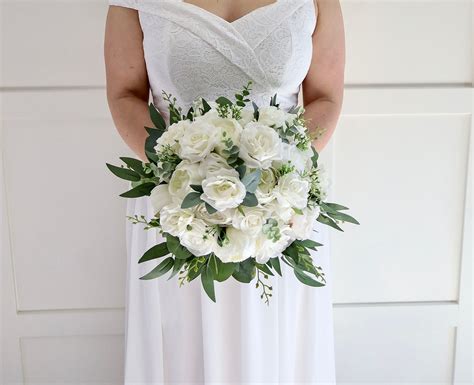 White and Green Wedding Bouquet Bridal and Bridesmaids - Etsy