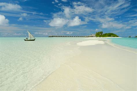 Cocoa Island Resort (Maldives) - Airows