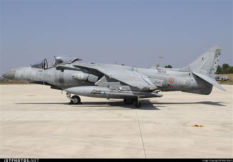 File:McDonnell Douglas AV-8B Harrier II, Italy - Navy JP6657856.jpg - Wikimedia Commons