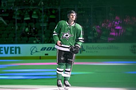 Roope Hintz is the Star that Dallas Needs : r/DallasStars