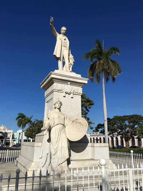 jose marti statue - Travels with Talek