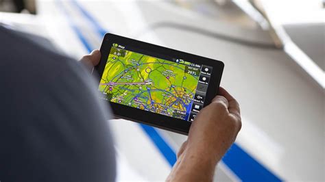 Pilot Products: Garmin 760 Looks and acts like a tablet - AOPA