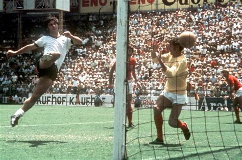 1970 - World Cup Quarter-Final, England lose 2-3 to West Germany after ...