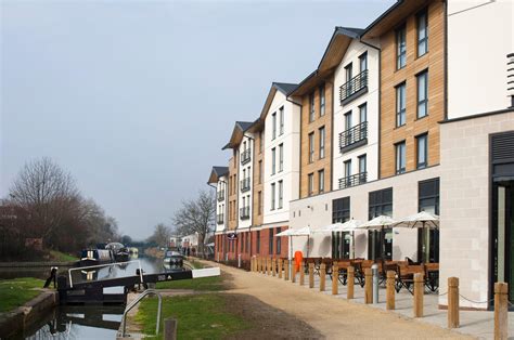 Premier Inn Stratford Upon Avon Waterways Hotel - Hotels in Stratford ...