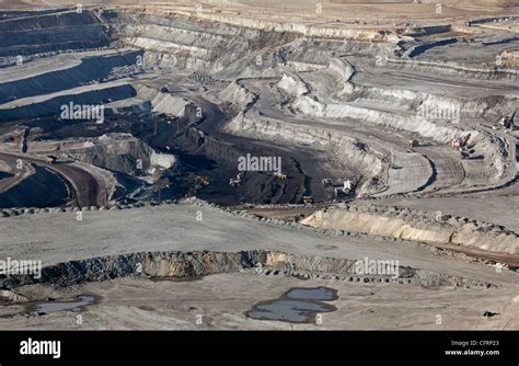 Coal Mine in Wyoming's Powder River Basin Stock Photo - Alamy