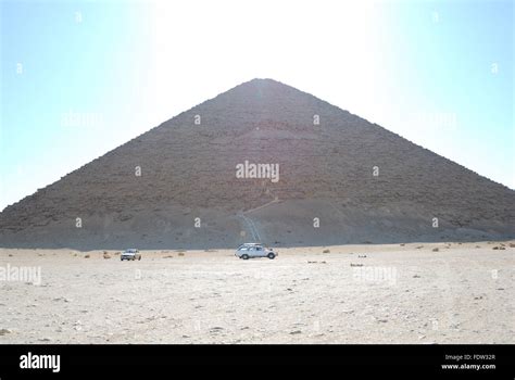 The Red Pyramid of Snofru / Sneferu / Sneferu, Dashur, Egypt Stock ...