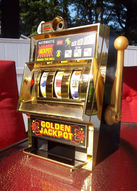 The Golden Jackpot Slot Machine