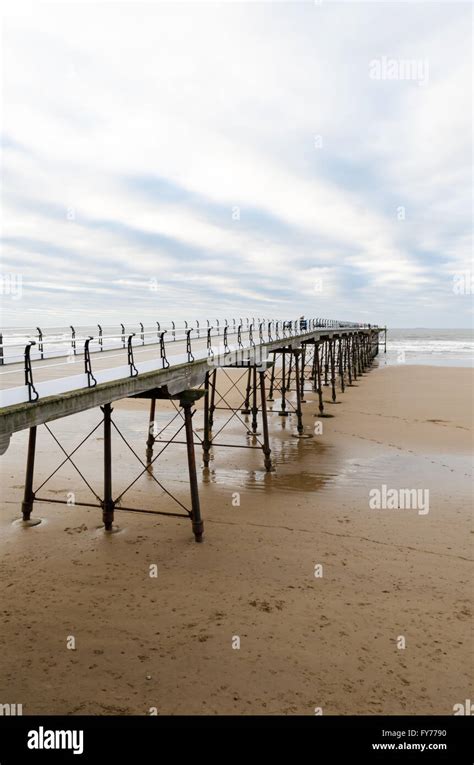 Saltburn Pier at Saltburn-by-the-Sea Stock Photo - Alamy