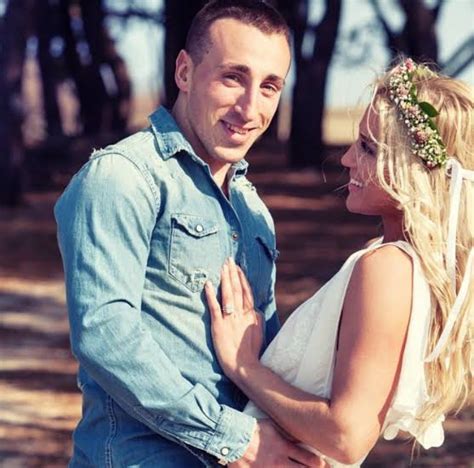 Good News : Congratulations To Brad marchand and His wife as she gives ...