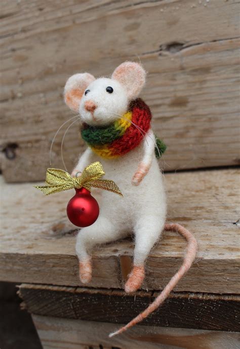 Needle Felted Christmas Mouse Christmas Mouse Felted Mouse | Etsy