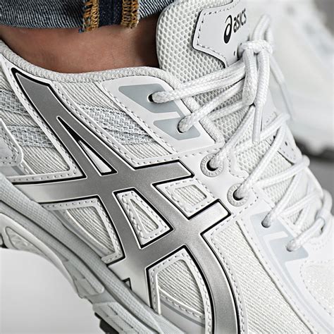 Asics - Baskets Gel Venture 6 1203A297 Glacier Grey Pure Silver - LaBoutiqueOfficielle.com