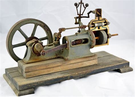 Cut-away demonstration model of horizontal stationary steam engine - Catawiki