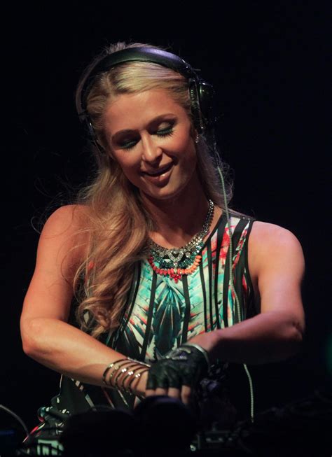 PARIS HILTON – DJ Set at Echostage in Washington – HawtCelebs