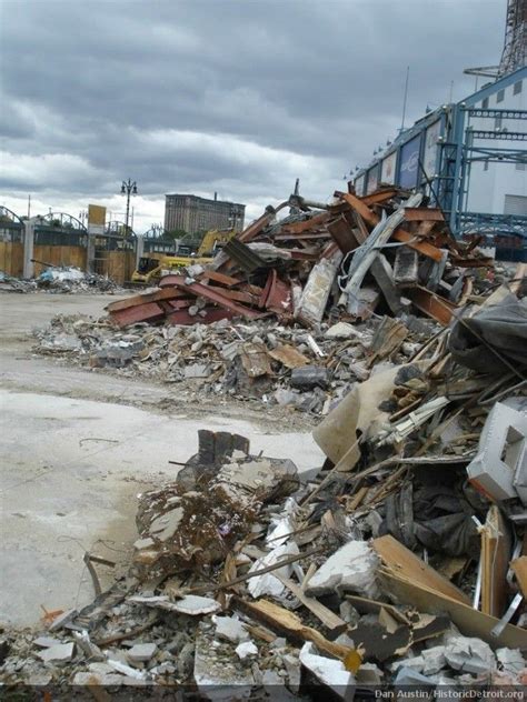 Tiger Stadium - Demolition photos gallery — Historic Detroit in 2020 | Tiger stadium, Demolition ...