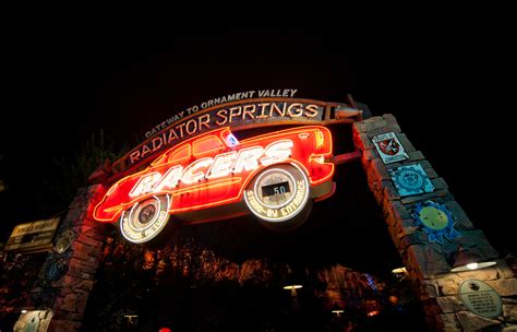 Radiator Springs Racers Photos - Disney Tourist Blog