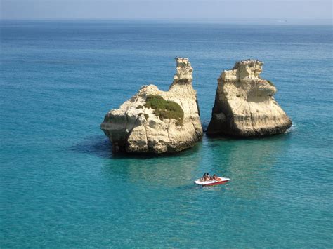 The Best Le Marche Beaches - ITALY 4 travellers