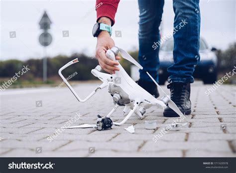 7,741 Drone Crash Images, Stock Photos & Vectors | Shutterstock