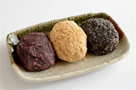 A Poetic Treat Called Ohagi (aka Botamochi) - Thanks for the Meal