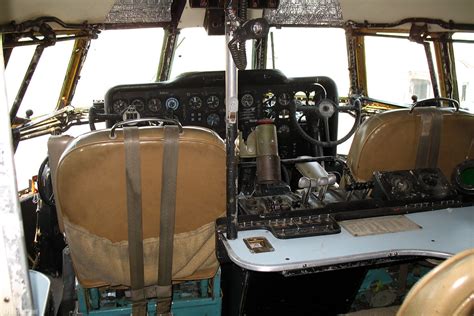 Boeing 377 Stratocruiser Cockpit | The cockpit of the Boeing… | Flickr