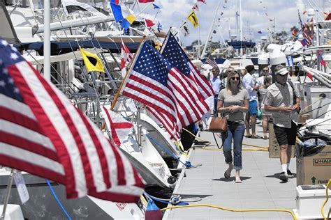 Yacht clubs celebrate summer sailing season - Los Angeles Times