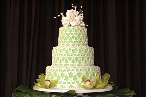 My Wedding Cake. Jamaican Rum Cake with Fondant. Made by my sister ...