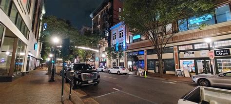 Sights and Scenes: Downtown Norfolk | Modern Cities