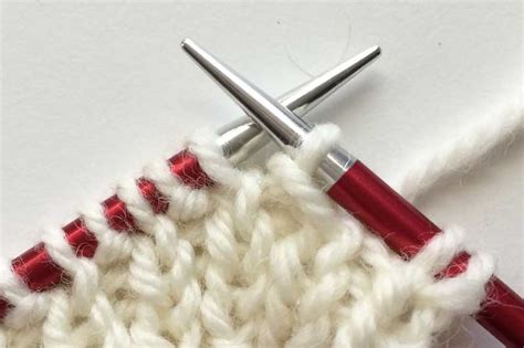 One Row Buttonhole: A Tutorial - knotions