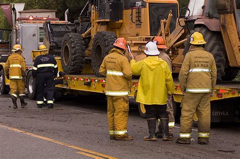 LAFD Heavy Equipment Arrives | Los Angeles Firefighters resp… | Flickr