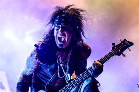 Mötley Crüe's Nikki Sixx joins Dolly Parton rock album