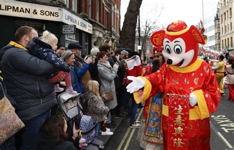 Chinese Lunar New Year parade held in London - Chinadaily.com.cn