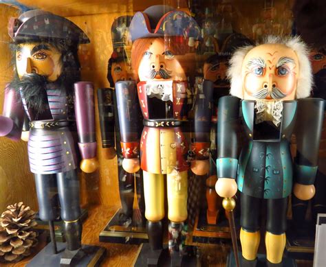 Natalia's Fine Needlework: Nutcracker's Museum in Leavenworth, WA