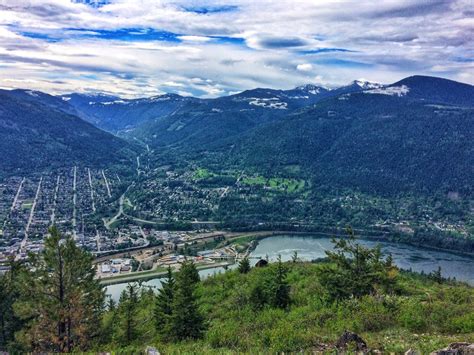 Best Hiking Viewpoints over Nelson, BC - West Kootenay Hiking