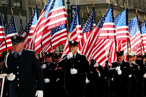 Thousands march in NYC Veterans Day Parade - UPI.com