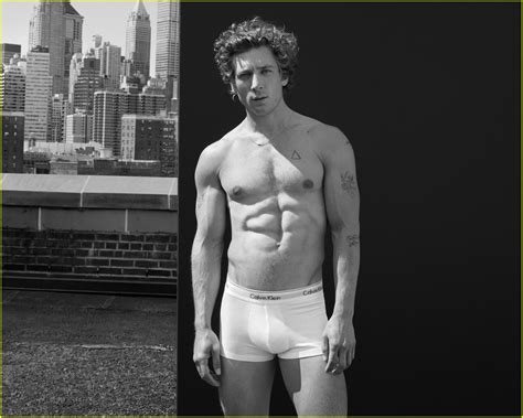 Jeremy Allen White Strips to His Underwear for Steamy Calvin Klein ...