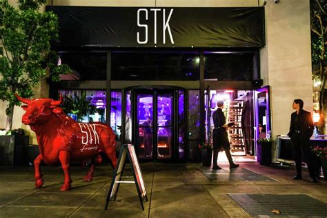 Workers sue STK Steakhouse over wage theft in San Francisco