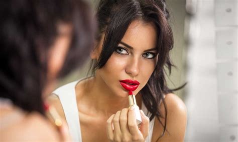 These Are The 6 Lipstick Mistakes To Avoid Doing!