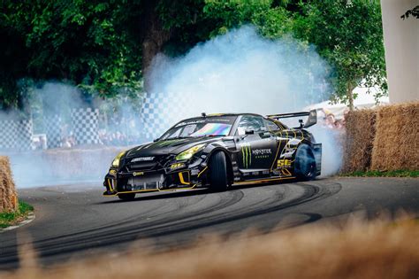 Steve Baggsy Biagioni Nissan R35 GT-R Drifting at the 2022 Goodwood ...