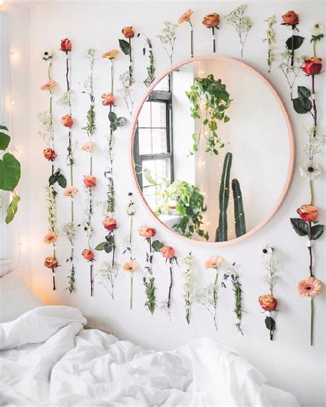 How To Make A DIY Floral Wall For Your HDB Bedroom Decor | GirlStyle ...