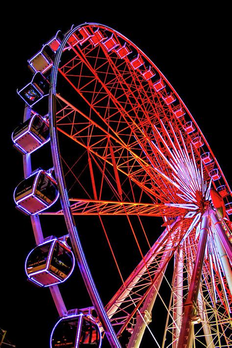 Skyview Ferris Wheel Photograph by Mark Chandler - Fine Art America