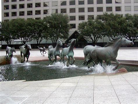 20 Of The Most Creative Sculptures From Around The World | DeMilked