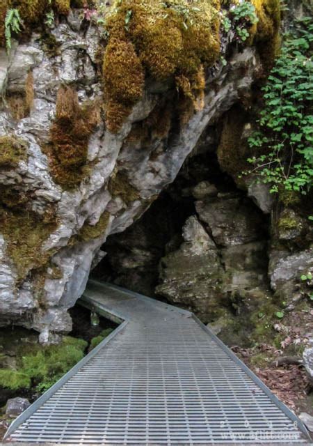 Rubble: Oregon Caves National Monument & Preserve: Cave Entrance