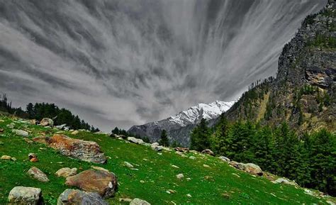 Kheerganga Trek with Camping 2023 - 5 Days - 4 Nights