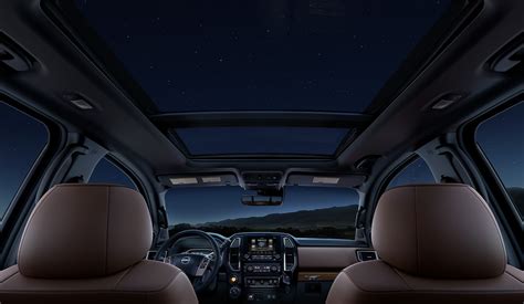 2024 Nissan TITAN Gallery: Interior Pictures & Color Options