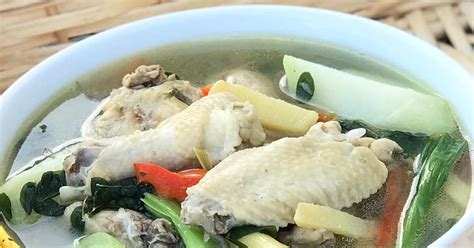 Chicken Tinola (Tinolang Manok)